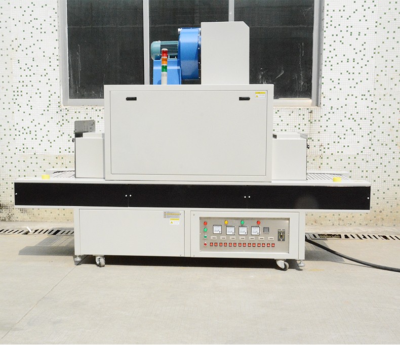 鞋子3KW7组灯固化机.jpg 鞋子3KW7组灯固化机.jpg